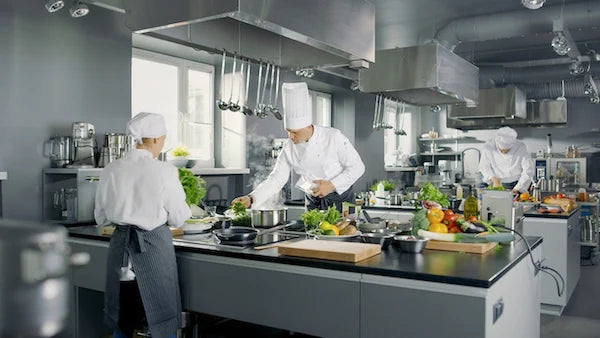 RESTAURANT / CATERING