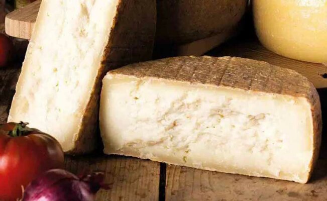 ROCCA TOSCANA CHEESE PECORINO TOSCANO D.O.P. FRESH £23.94 AL KG (APPROX. 2.5 KG)