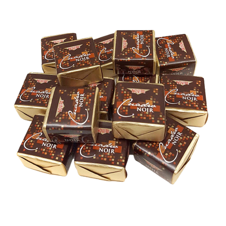 NOVI CREMINO PRALINES CUADRO NOIR 150 GR (10 in a box)